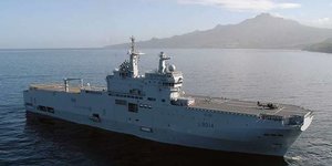 Armée Coronavirus Service de santé des armées (SSA) BPC Marine nationale