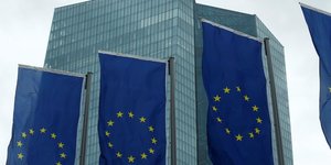 Banque centrale europeenne: taux et pilotage des anticipations restent inchanges