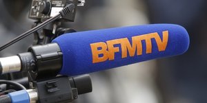 BFM-TV, BFMTV, télévision, médias, micro