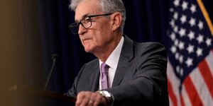 Jerome powell lors d& 39 une conference de presse a washington