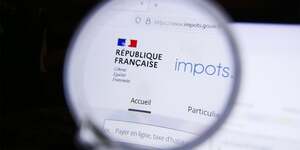 L'adoption de la loi spéciale entraîne l'entrée de 400 000 nouveaux foyers dans l'impôt.