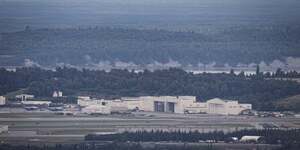 La base militaire d& 39 Elmendorf-Richardson A Anchorage en Alaska oU se retrouvent Donald Trump et Vladimir Poutine ce jeudi 15 aoUt.