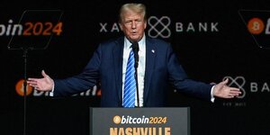 Le candidat republicain a l'election presidentielle donald trump participe a la conference sur les cryptomonnaies a nashville