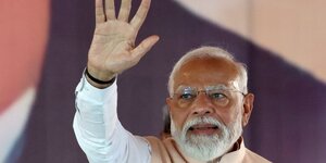 Le premier ministre indien narendra modi lors d'un meeting a meerut, en inde