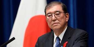Le premier ministre japonais shigeru ishiba donne une conference de presse a tokyo