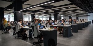 open space bureaux salariEs au bureau informatiques ordinateurs