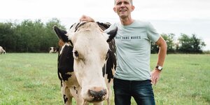 Revenus des agriculteurs : Ces éleveurs bio, membres du réseau Invitation à la ferme, ont le contrôle sur la fixation des prix du lait