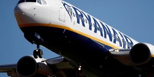 Ryanair prevoit une perte annuelle record sur fond de crise sanitaire