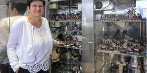 SpEcialiste des matEriaux utilisEs dans les batteries Electriques, Laurence Croguennec a reCu la mEdaille d& 39 argent 2025 du Centre national de la recherche scientifique.