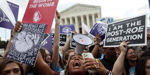 Tournant historique aux usa, la cour supreme revoque le droit a l& 39 avortement